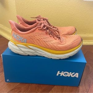 HOKA Clifton 8s